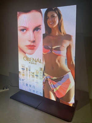 Cartel inconsútil P2.5 RGB Smart LED que hace publicidad de la exhibición para el centro comercial
