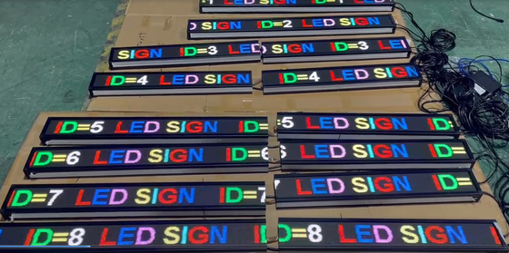 Tablero móvil de encargo de la muestra de P3mm RGB LED con el cambiador 16port